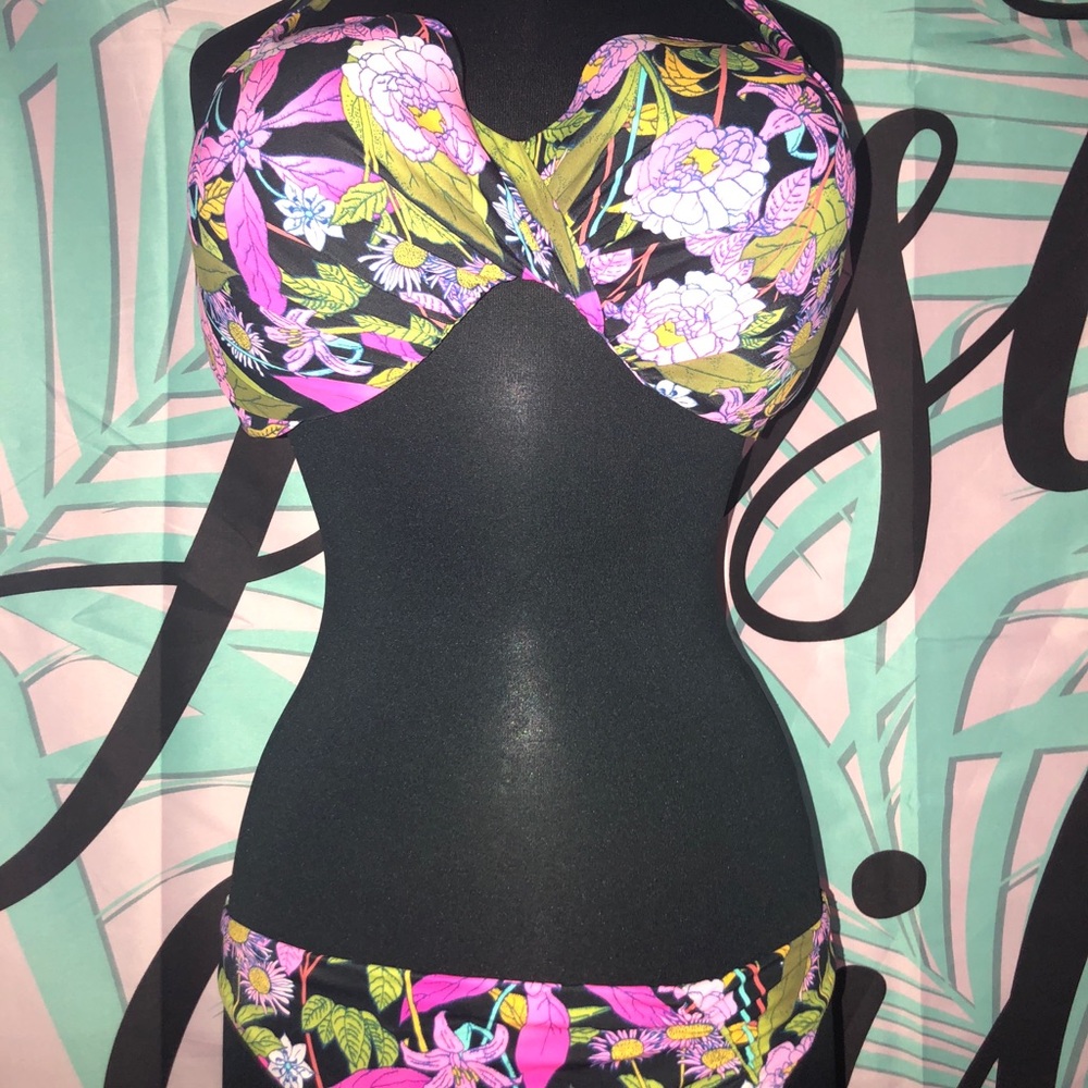 VS bikini